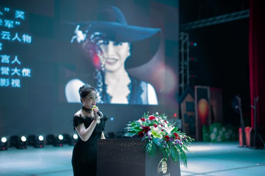 DƬ4.jpg