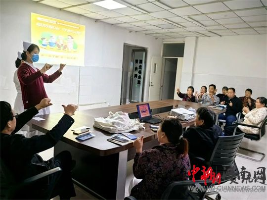 ²̿ht(y)Ժt(y)W2025簢ĺĬ»ӈAMĻ